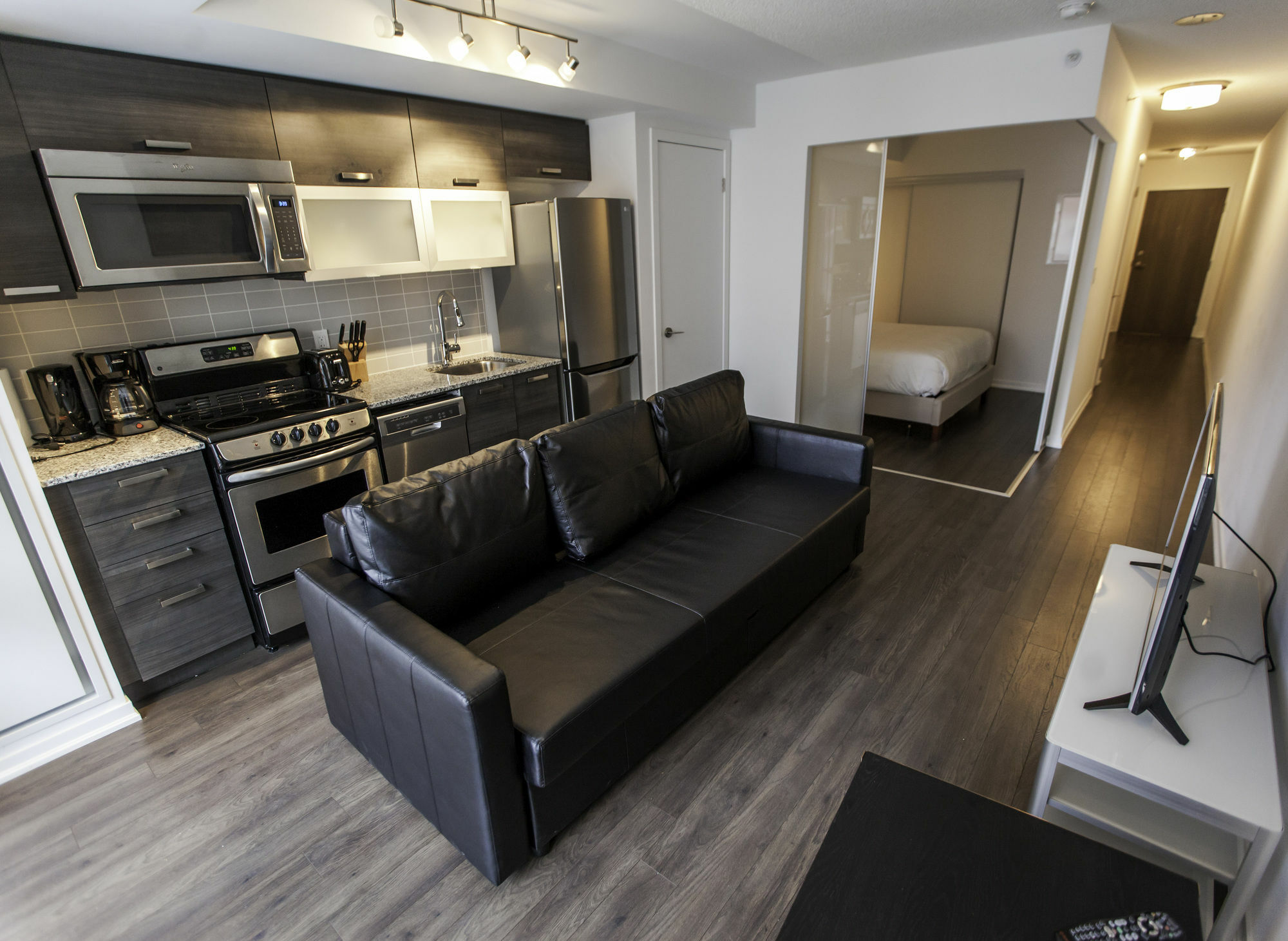 Queen Street 2 Bed Apartment Toronto Eksteriør bilde